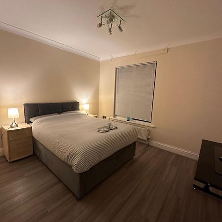 Leavesden Residence - Central - Cosy - Harry Potter Watford  Eksteriør billede